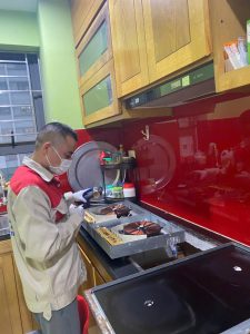 Hình ảnh thợ sửa bếp từ tại nhà quận Ba Đình
